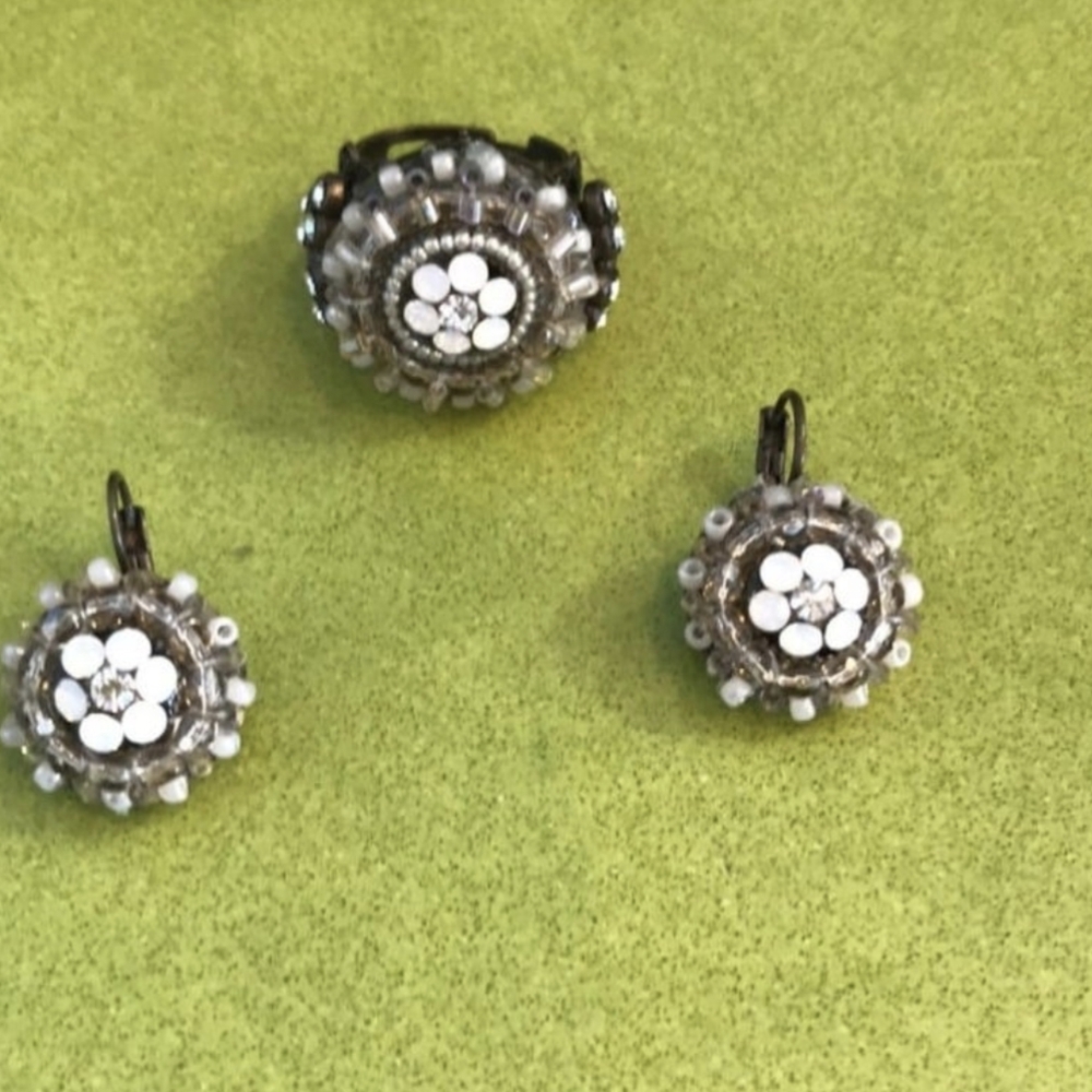 Stunning Art Deco Ring and Earrings Set